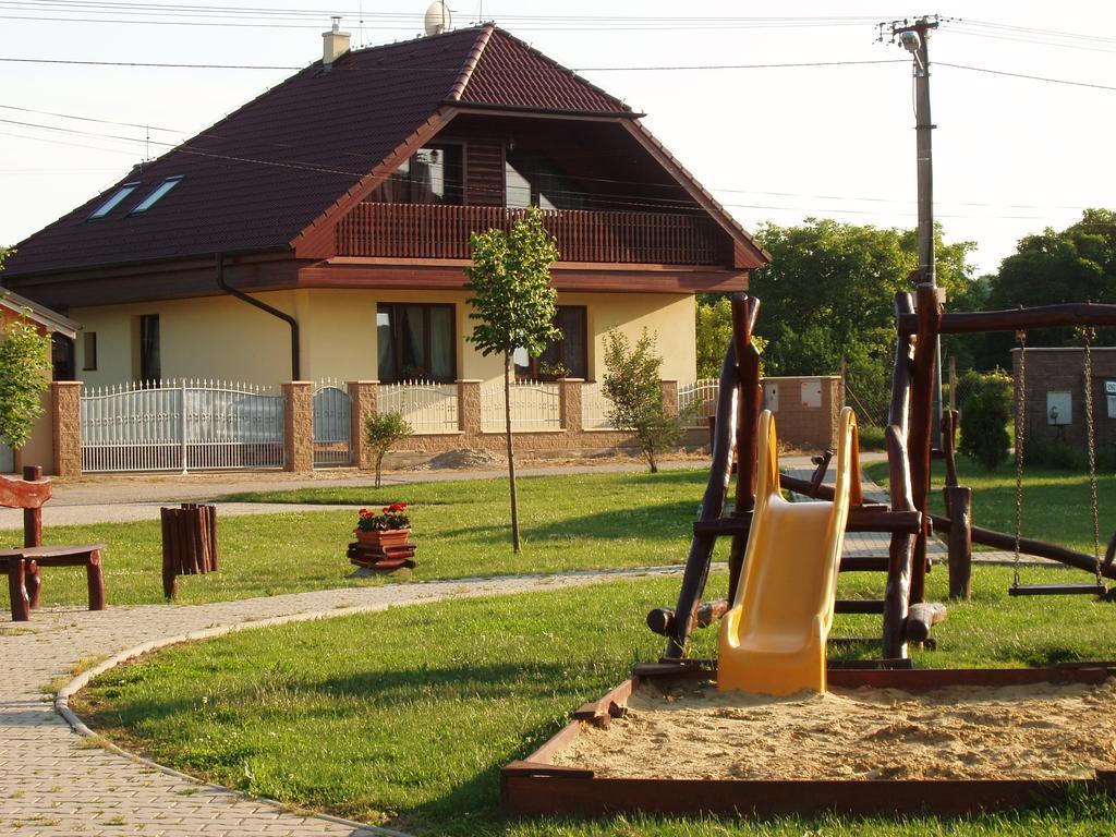 Villa Vilka Relax à Podhájska Chambre photo